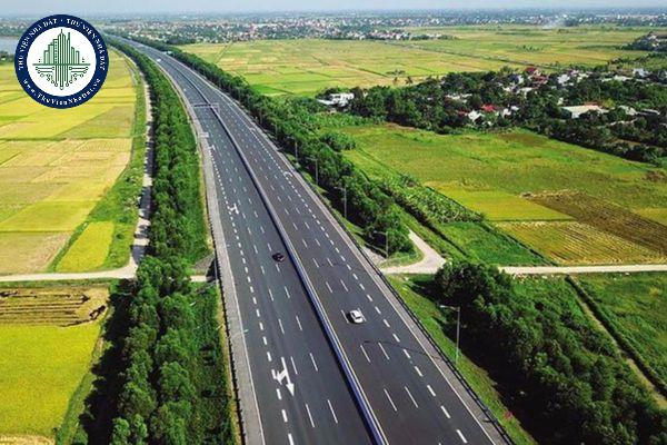 Biểu mẫu báo cáo đối với lập kế hoạch đầu tư công trung hạn được quy định như thế nào?