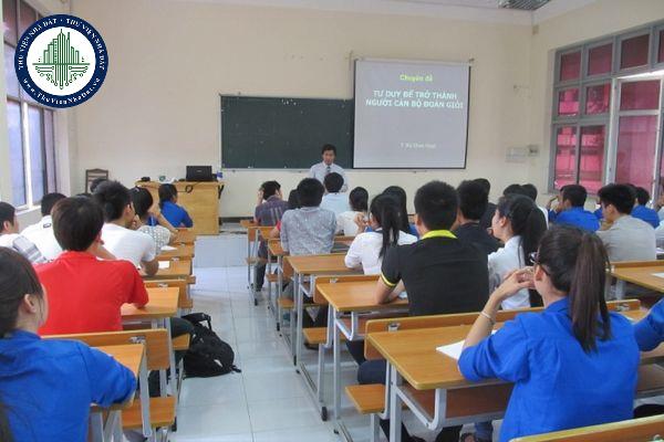 Chuyên đề, khóa luận tốt nghiệp đối với người học trung cấp, cao đẳng đào tạo theo niên chế được quy định như thế nào?