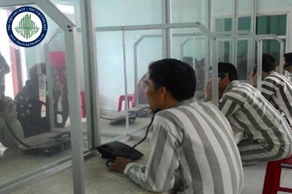 Có được thăm phạm nhân khi không phải là vợ chồng?