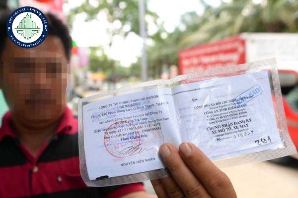 Lấy giấy tờ xe của bạn thân mang đi thế chấp có được hay không?