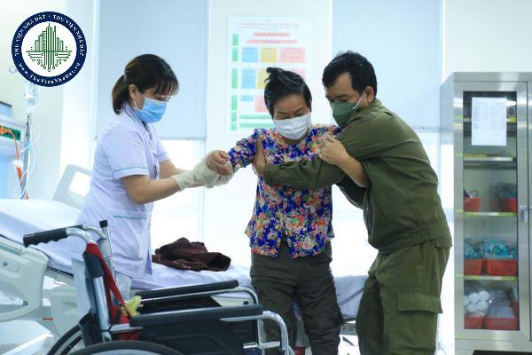 Trách nhiệm của bác sĩ khi bệnh nhân vào viện được quy định như thế nào?