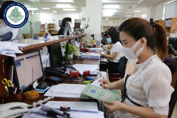 Giáo viên nghỉ hưu trước tuổi do tinh giản biên chế có bị trừ tỉ lệ lương hưu?