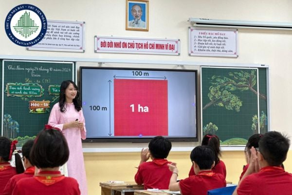Giáo viên tiểu học hạng 3 muốn nâng lên hạng 2 cần thời gian bao lâu?