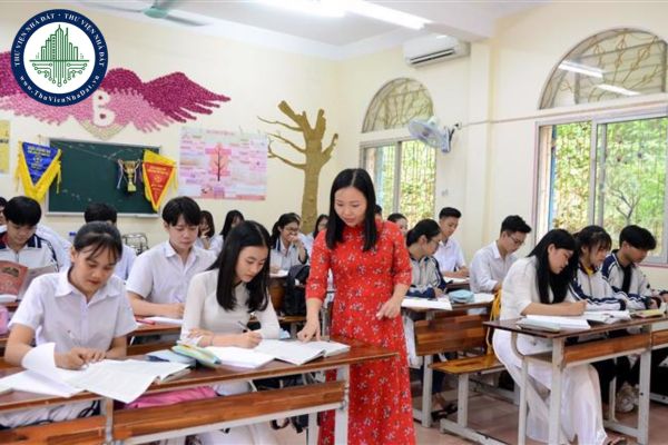 Giáo viên tiểu học phổ thông dân tộc nội trú dạy bao nhiêu tiết một tuần theo quy định?