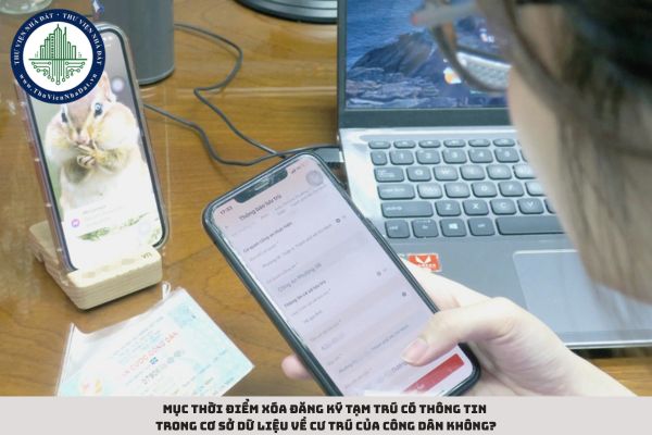 Mục thời điểm xóa đăng ký tạm trú có trong thông tin trong Cơ sở dữ liệu về cư trú của công dân không?
