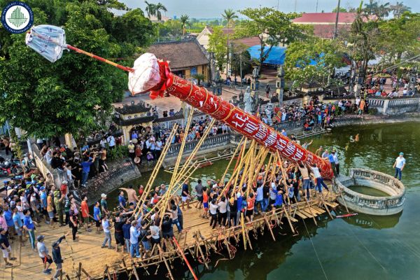 Lễ hội Đền Lộng Khê (xã An Khê, Quỳnh Phụ) có trò chơi diễn xướng dân gian tiêu biểu nào? Thời gian diễn ra lễ hội Đền Lộng Khê giá thuê mặt bằng tại khu vực bị ảnh hưởng như thế nào?