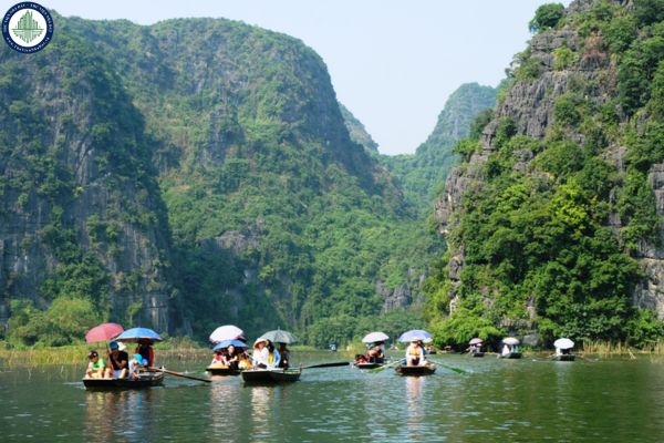Khu du lịch Tam Cốc Bích Động thuộc tỉnh nào? Khu du lịch Tam Cốc Bích Động có gì đặc biệt?	