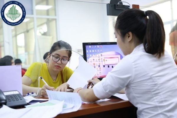 Bảng lương theo hệ số lương mới nhất của công chức chuyên ngành kế toán, thuế, hải quan từ ngày 18/7/2022?