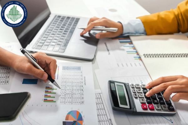 Từ ngày 18/7/2022, kế toán viên cao cấp làm việc tại vùng dân tộc thiểu số sẽ phải sử dụng được tiếng dân tộc thiểu số theo yêu cầu công việc?
