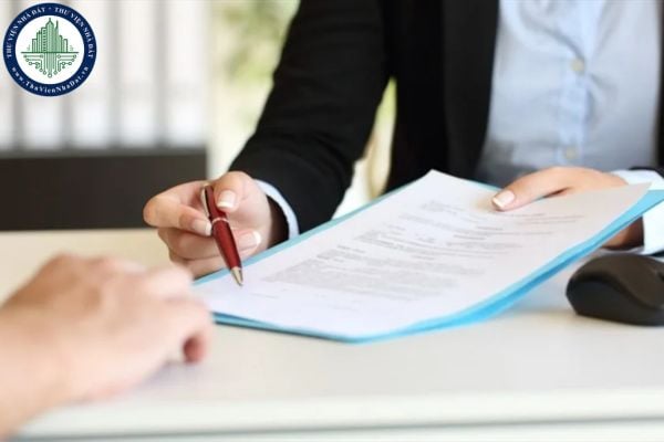 Có được ký hợp đồng lao động xác định thời hạn nhiều lần với người được thuê làm giám đốc không?