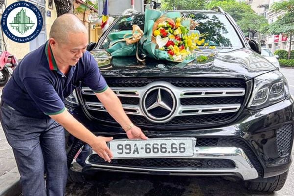 Có được tặng cho biển số xe trúng đấu giá không? Quyết định xác nhận biển số xe trúng đấu giá được cấp khi nào?