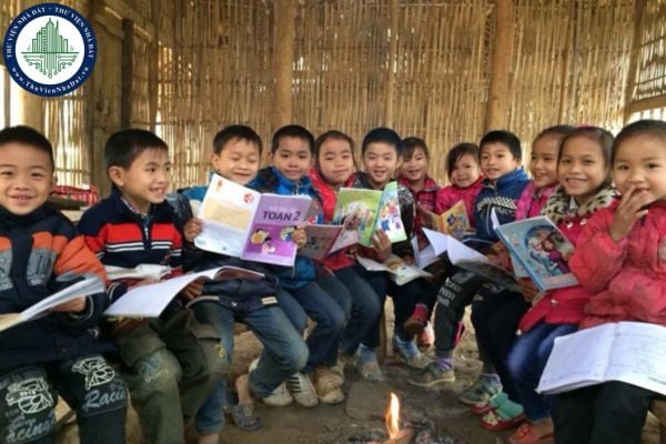 Chính sách hỗ trợ đối với học sinh tại thôn, xã đặc biệt khó khăn ra sao?