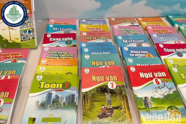 Sách giáo khoa sử 11 năm học 2024 2025 là các sách nào?