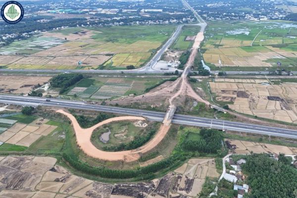 Nút giao Trì Bình - Dung Quất dự kiến khởi công khi nào? Đất công trình giao thông tại Quảng Ngãi thuộc nhóm đất nào?