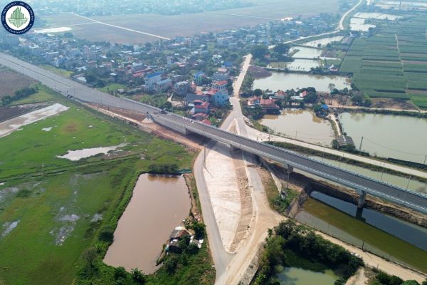 Cầu vượt sông Đào có điểm bắt đầu và kết thúc tại đâu?