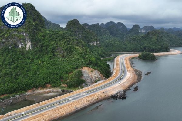 https://cdn.thuviennhadat.vn//upload/hinh-anh-bai-viet/NHDT/thang-10-2025/10/tuyen-duong-noi-tu-duong-bao-bien-ha-long-cam-pha-voi-quoc-lo-279-co-may-lan-xe.jpg