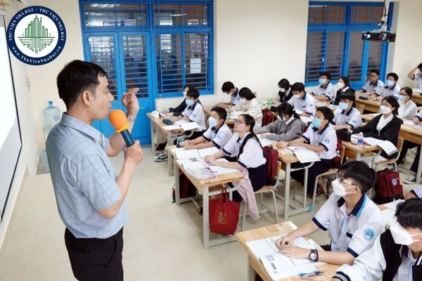 Tải file Công văn 4798/BGDĐT-NGCBQLGD giải quyết khó khăn lĩnh vực giáo dục khi tổ chức chính quyền địa phương 2 cấp