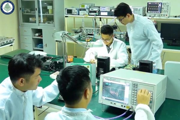 Nghị quyết 57 yêu cầu phát triển hạ tầng viễn thông internet đáp ứng yêu cầu gì? Định hướng phát triển hạ tầng viễn thông đi đôi với phát triển bất động sản tại Nghệ An?