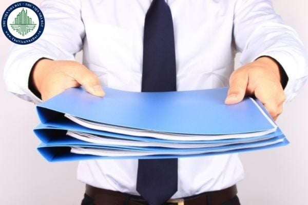 Mẫu báo cáo tình hình sử dụng lao động cuối năm 2022? Người sử dụng lao động phải thực hiện báo cáo định kỳ tình hình sử dụng lao động khi nào?