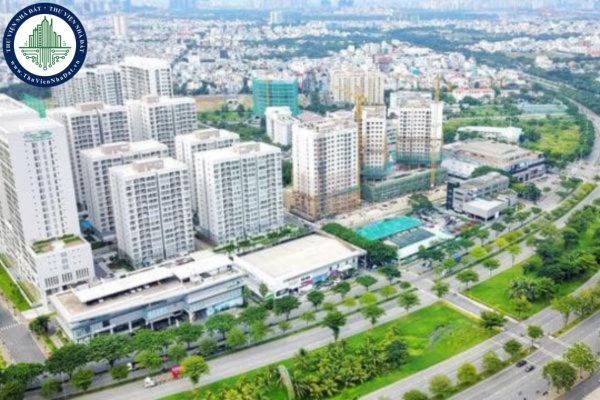 Mục tiêu tổng quát Thị trường bất động sản, trong đó có thị trường quyền sử dụng đất, trở thành gì theo Nghị quyết 18 năm 2022?