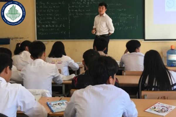 Giáo viên THCS hạng 1 mã số là gì? Giáo viên THCS hạng 1 áp dụng hệ số lương của viên chức loại mấy?