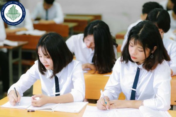 Học sinh thực hiện những hành vi nào thì bị đuổi học 1 năm?