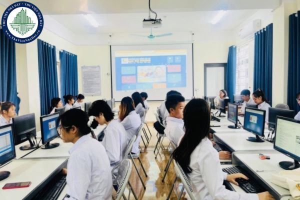 Đào tạo trình độ sơ cấp sẽ áp dụng với cơ sở giáo dục nào? Đối tượng đăng ký học là những ai?