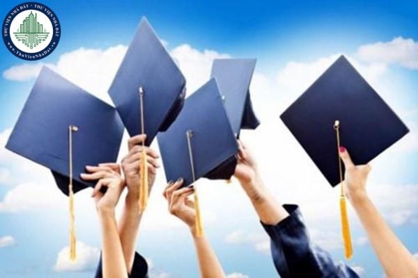 Hồ sơ công nhận văn bằng do cơ sở giáo dục nước ngoài cấp để sử dụng tại Việt Nam từ 2/11/2024 ra sao?