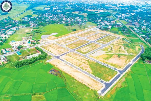 Tải mẫu đơn đề nghị tách thửa đất, hợp thửa đất mới nhất từ 1/7/2025? Tách thửa đất, hợp thửa đất tại Hòa Bình được thực hiện thế nào?