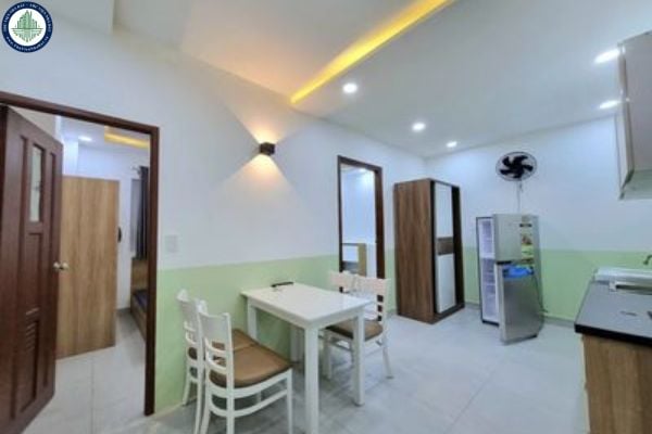 Cho thuê chung cư quận 10 nội thất cơ bản, 2 phòng ngủ và 2 phòng vệ sinh