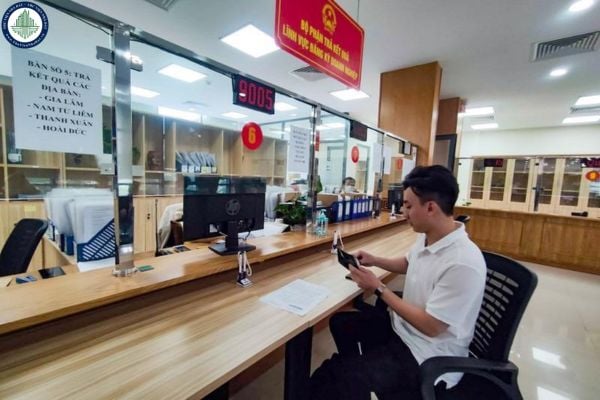 Địa chỉ Trung tâm hành chính công xã Hóc Môn mới ở đâu?