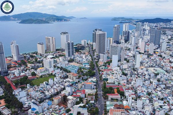 Công văn 574 /SXD-QLN&TTBĐS triển khai kiểm soát, kiểm tra hoạt động kinh doanh dịch vụ, sàn giao dịch, môi giới bất động sản tại Khánh Hòa