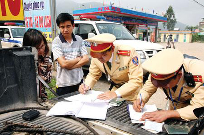 Không có tiền đóng phạt vi phạm hành chính, Luật Xử lý vi phạm hành chính 2012