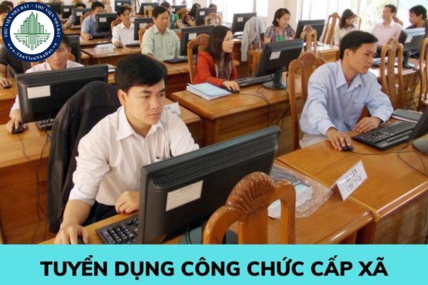 Những đối tượng ưu tiên trong tuyển dụng công chức cấp xã? Công chức cấp xã tập sự với nhưng nội dung gì? 