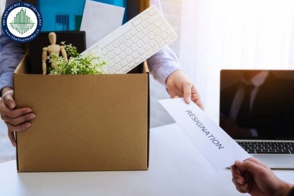 Giáo viên xin nghỉ việc khi chưa làm việc đủ thời gian cam kết có được giải quyết không?
