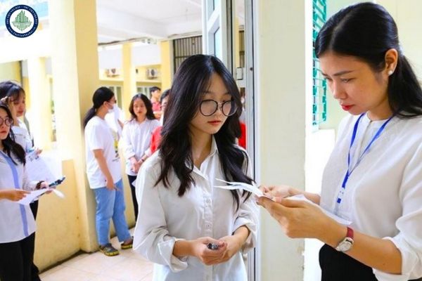 Bộ Giáo Dục không đồng ý dời lịch thi THPT 2025 sớm 3 tuần