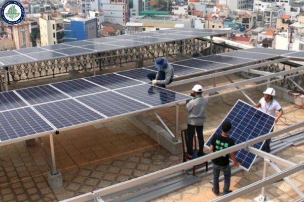 Dự án điện mặt trời ban công đầu tiên tại Việt Nam được lắp đặt ở đâu?