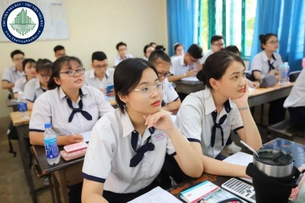 Học sinh cấp 2 được ở lại lớp mấy năm?