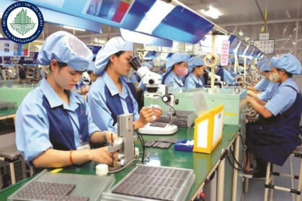 Luật Giá 2023 quy định về Hợp đồng môi giới và giá dịch vụ theo hợp đồng môi giới người lao động Việt Nam đi làm việc ở nước ngoài ra sao?