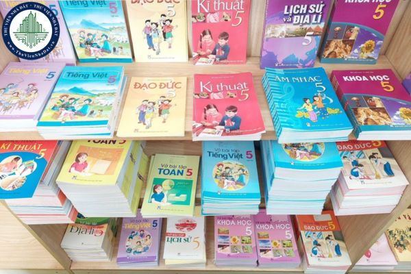 Nguyên tắc và tiêu chí lựa chọn sách giáo khoa trong cơ sở giáo dục phổ thông?