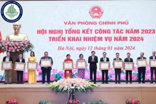 Tiêu chuẩn, đối tượng xét tặng danh hiệu “Cờ thi đua của Văn phòng Chính phủ” theo Thông tư 01/2024/TT-VPCP thế nào?