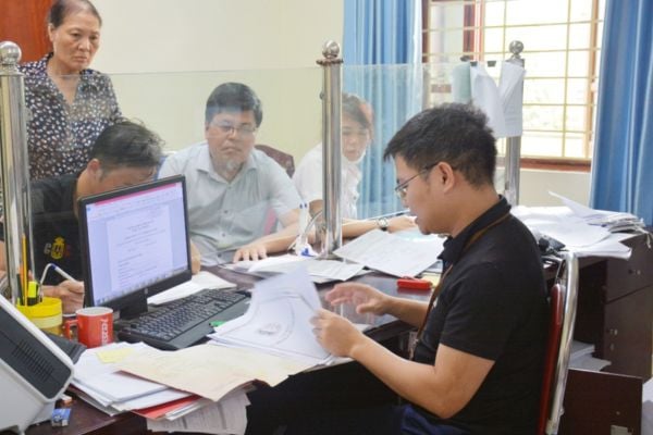 https://cdn.thuviennhadat.vn//upload/hinh-anh-bai-viet/TTR/thang-10-2025/20/phi-tham-dinh-ho-so-cap-so-do-gia-lai.jpg