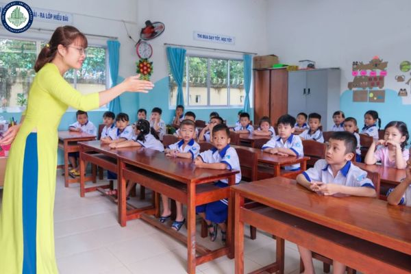 Tuyển chọn 04 mẫu bài văn thuật lại một sự việc uống nước nhớ nguồn hay ngắn gọn?