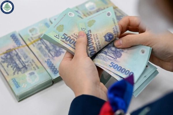 Điều kiện bảo lưu tiền lương cho công chức khi sáp nhập xã 2025