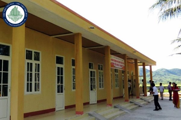 https://cdn.thuviennhadat.vn//upload/hinh-anh-bai-viet/VTV/thang-10-2025/14/gia-thue-nha-o-cong-vu-tai-lai-chau-tu-13-10-2025-quyet-dinh-2595-qd-ubnd.jpg