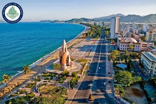 Bảng lương tối thiểu vùng của Khánh Hòa tại 65 xã phường đặc khu từ 01/7/2025