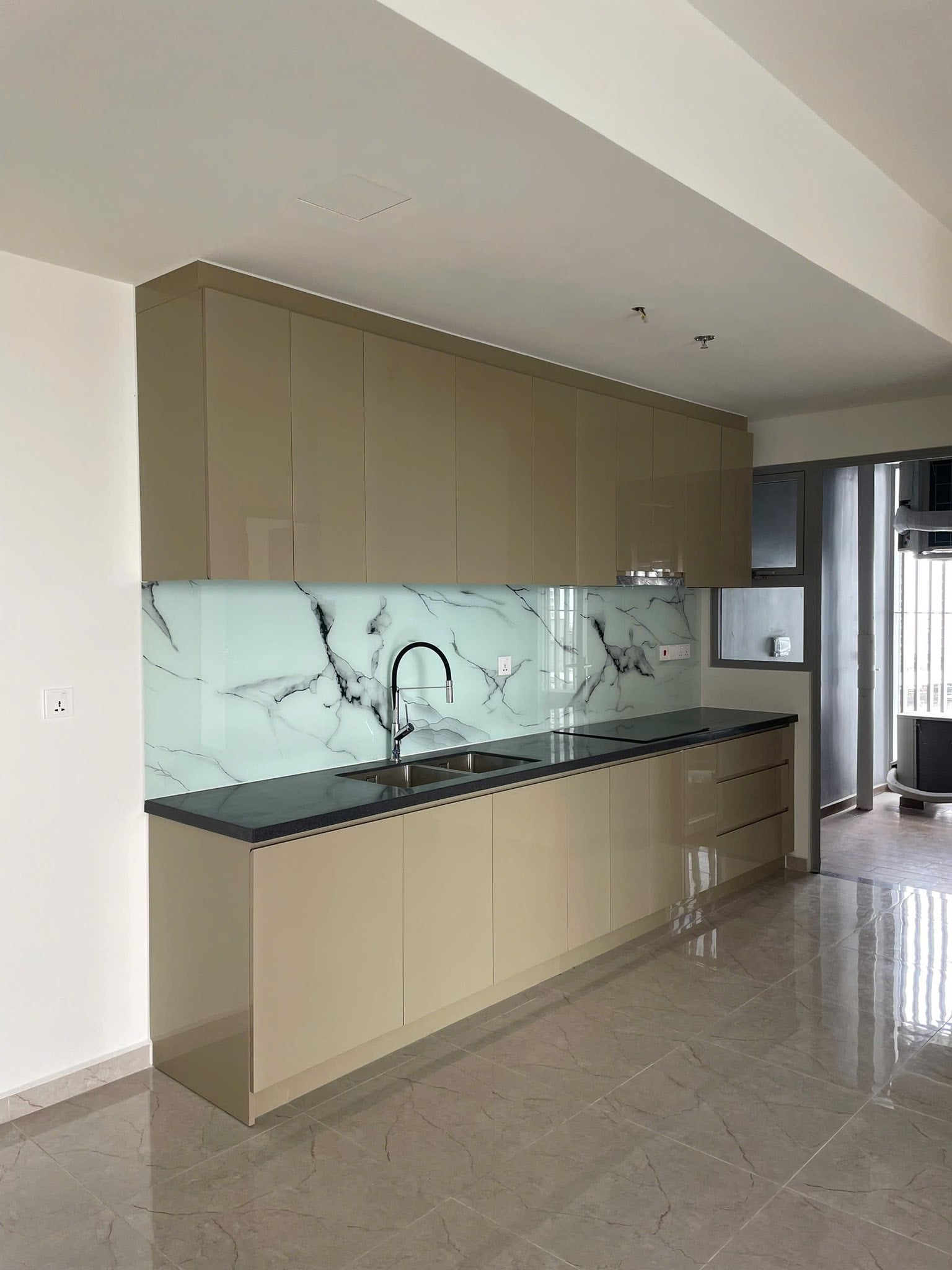 Chính chủ bán căn hộ Celesta Rise, Nhà Bè, giá tốt khu vực, 106m² 3PN nhà thô, view hồ bơi