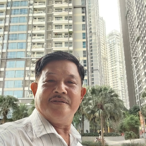 Ông Tư