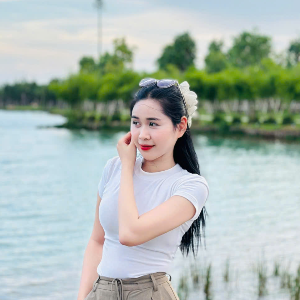 Hồng Nhi Hoozing