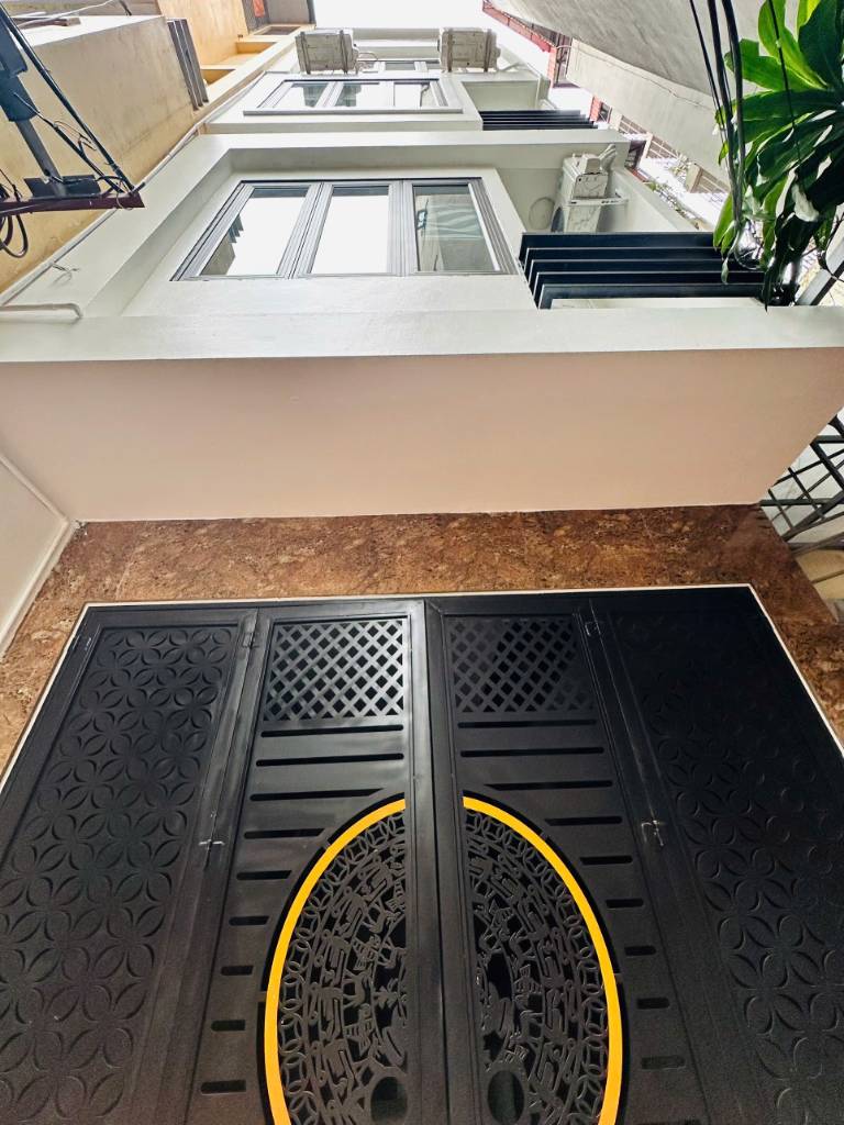 NHÀ MỚI ĐẸP Ở NGAY , ĐƯỜNG VÕ CHÍ CÔNG , CẦU GIẤY . 5TẦNG THIẾT KẾ HIỆN ĐẠI, 32M2 , 7.98 TỶ.